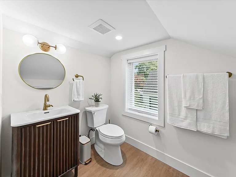 8 Stanton Ave — Photo 14