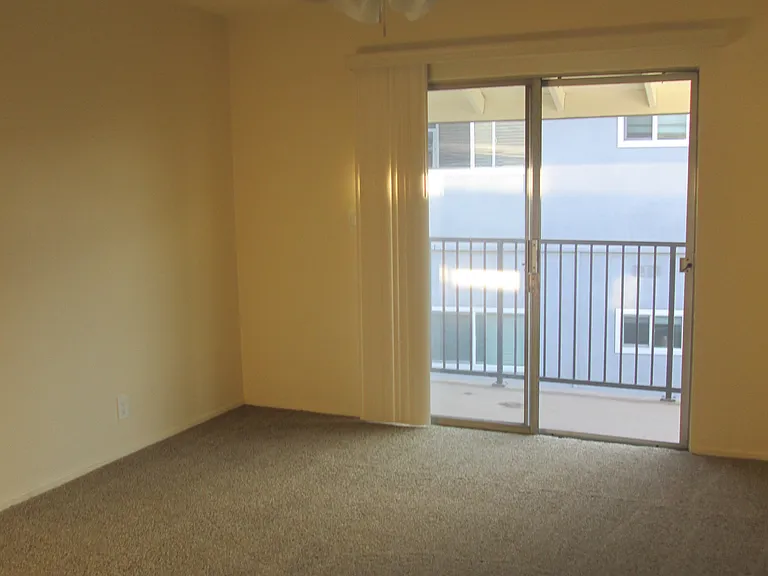 930 S Park Cir #7 — Photo 4