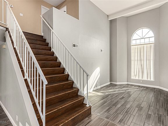 4th image of 8636 Trafalgar Dr