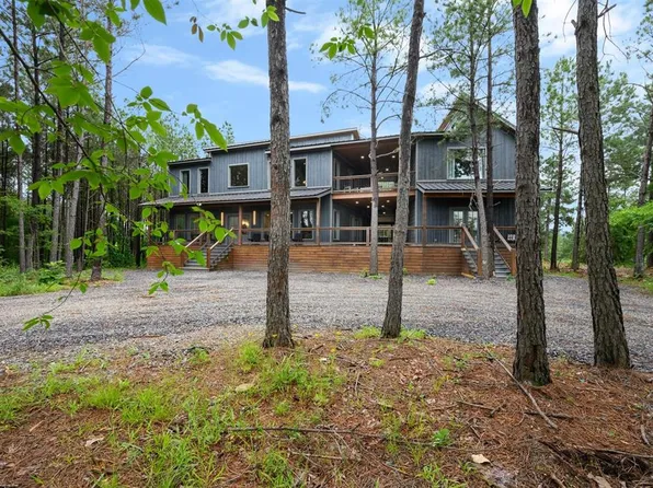 910 Timbuktu Trl, Broken Bow, OK 74728