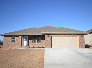 404 Penzance St, Monett, MO 65708