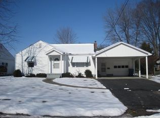 905 Mount Vernon Rd, Fairfield, IL 62837