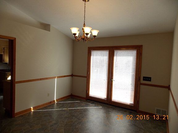 3rd image of 436 Pine Brook Pl