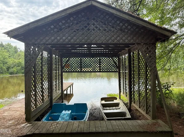 513 Gay Rd, Zebulon, NC 27597