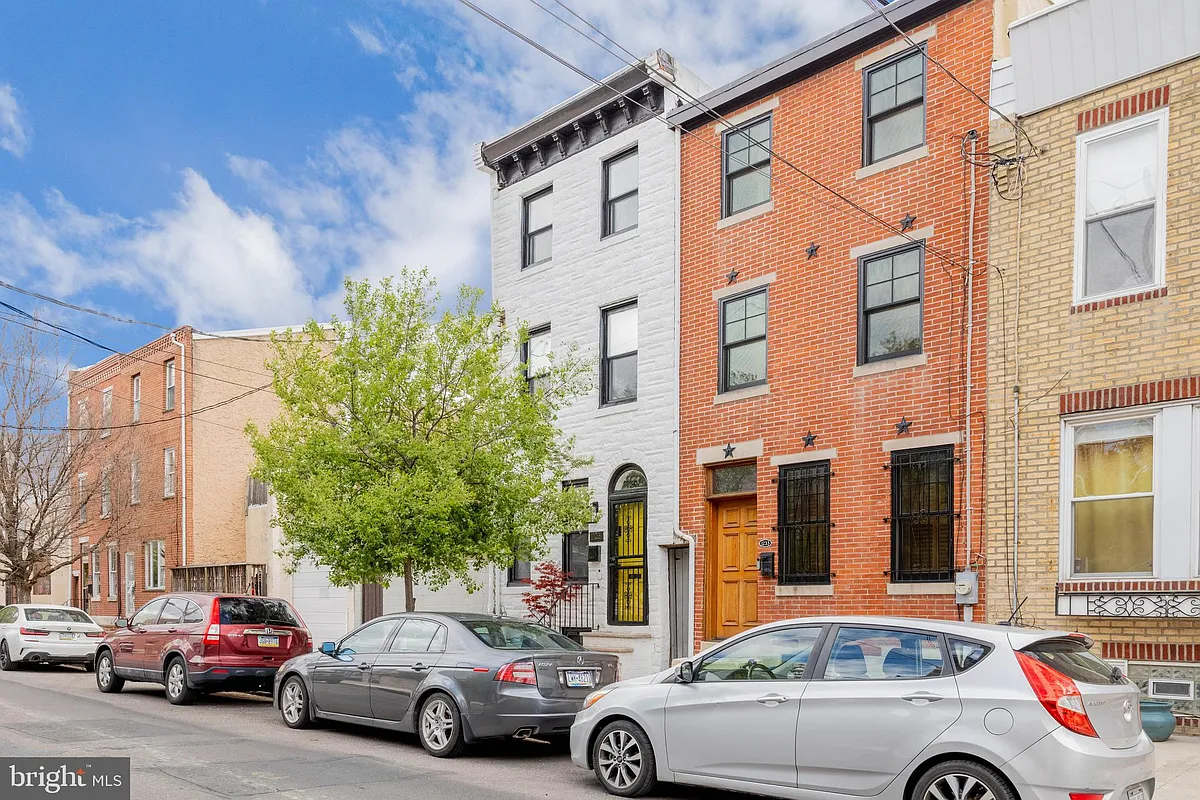 Building Photo - 1231 S 3rd St