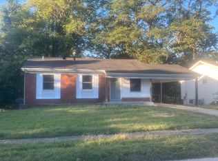 120 Foxtree Dr, Hazelwood, MO