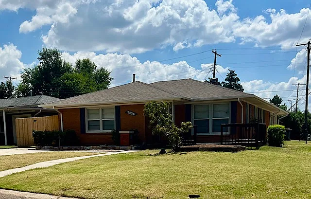 Building Photo - 2236 Ashley Dr