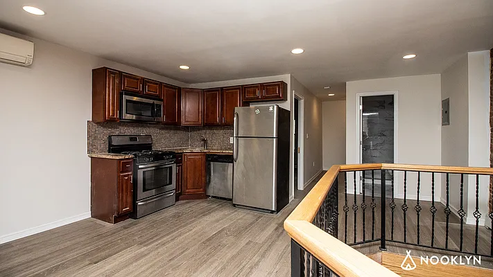 Rented by Nooklyn NYC LLC | media 16