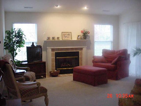 3rd image of 18844 Prairie Crossing Dr
