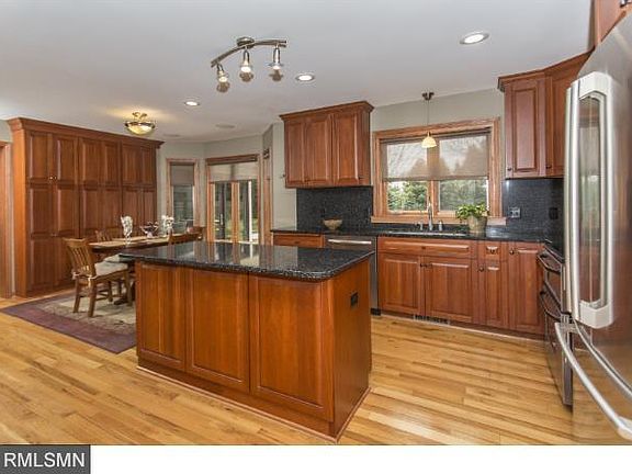 5th image of 13 Meadowlark Ln