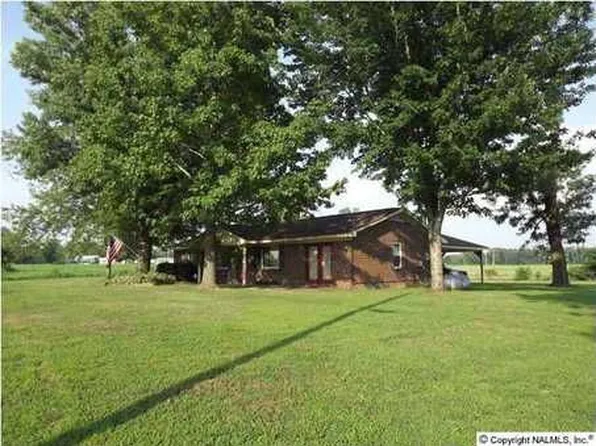 279 Nixon Chapel Rd, Albertville, AL 35950