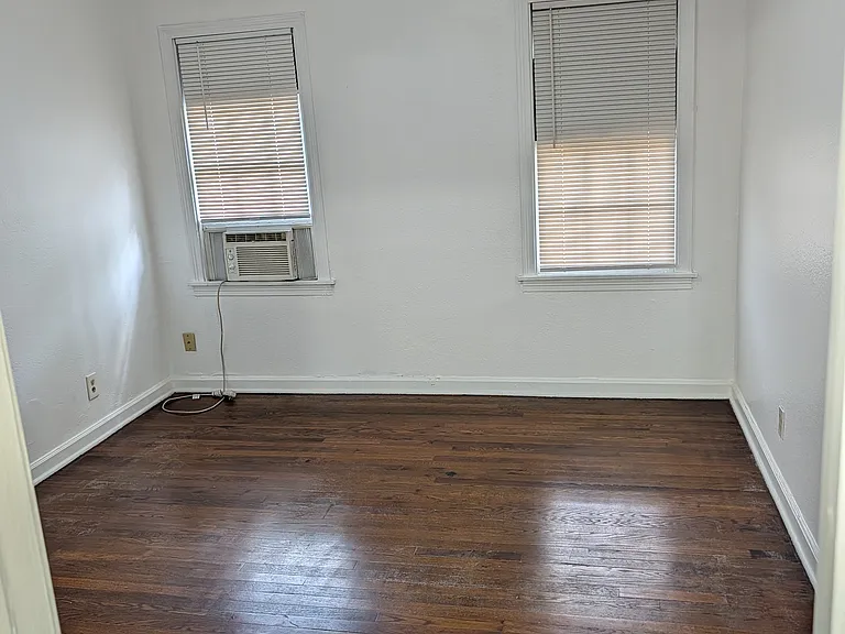 bedroom from hallway