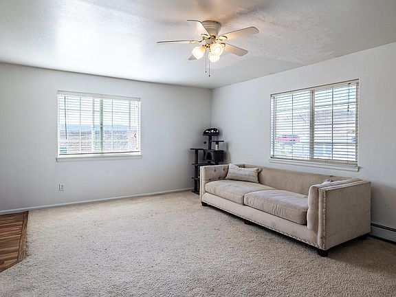 4th image of 106 Anna Ct