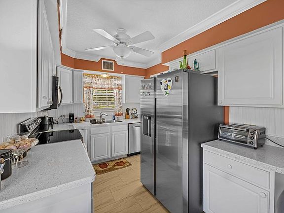 4th image of 300 Grand Royale Cir APT 102