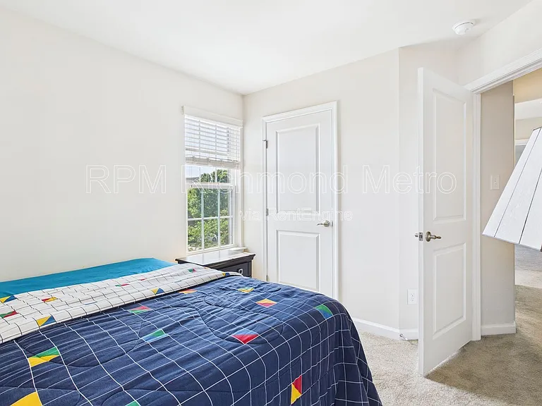 2200 Liesfeld Pkwy — Photo 33