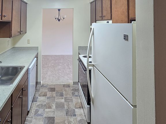 2nd image of 18520 8th Ave NW #793a57c2d