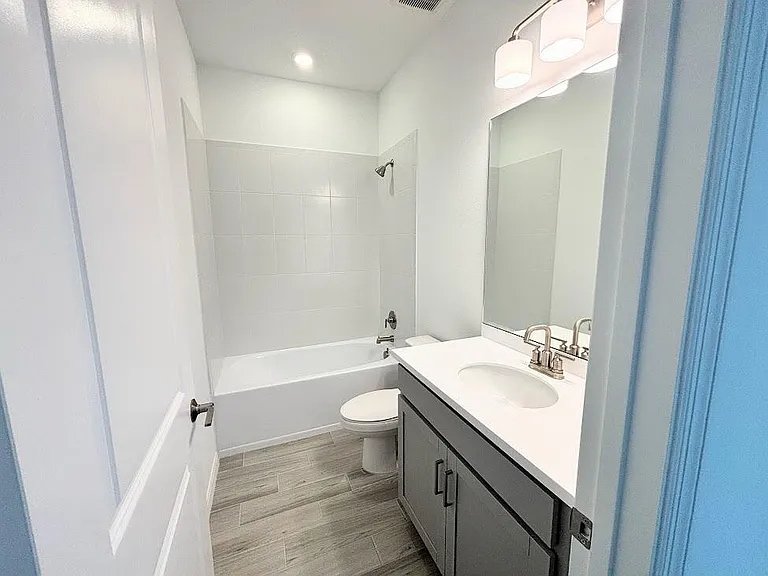 9299 SW Lorenzo Way — Photo 5