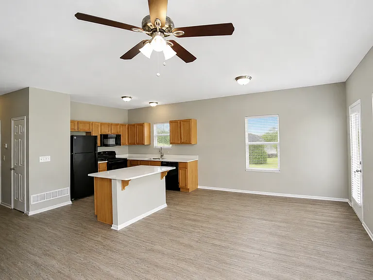 Holly Ridge Townhomes — Photo 6