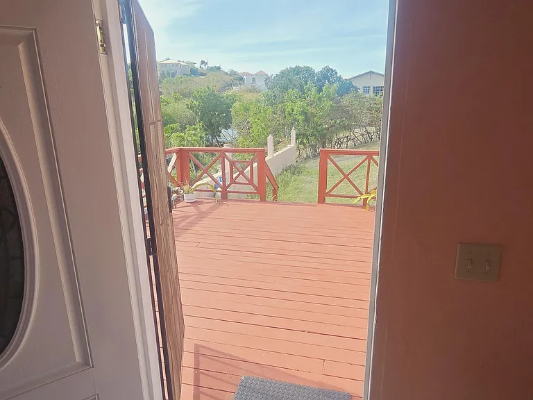 2-20-A Mount Pleasant Ea St — Photo 3