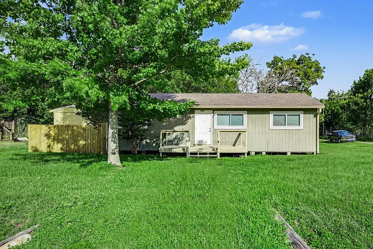 Building Photo - 6500 Haden Dr