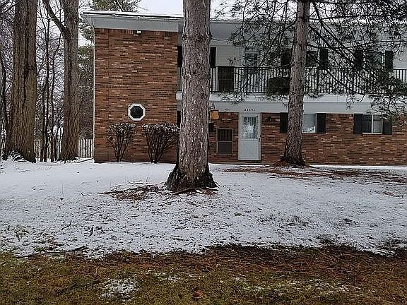 3rd image of 42596 Plymouth Hollow Dr #56
