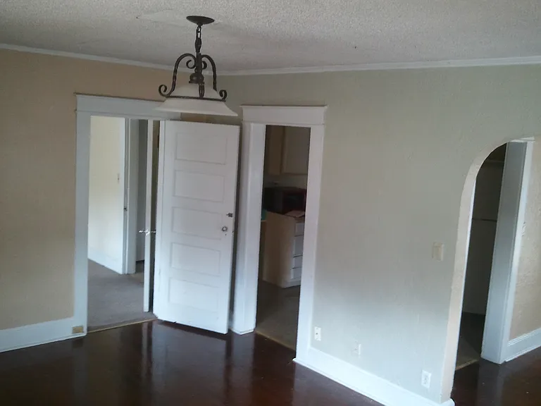 2315 E Kaley Ave #1 — Photo 3