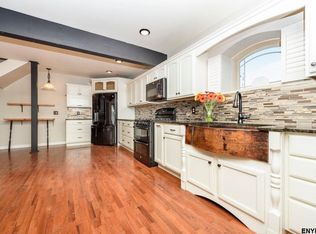 1035 Barrett St, Schenectady, NY 12305