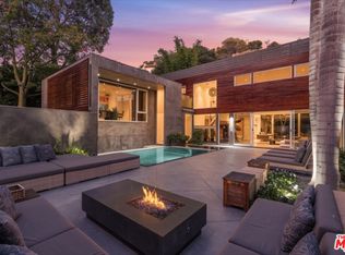 1514 Rising Glen Rd, Los Angeles, CA 90069