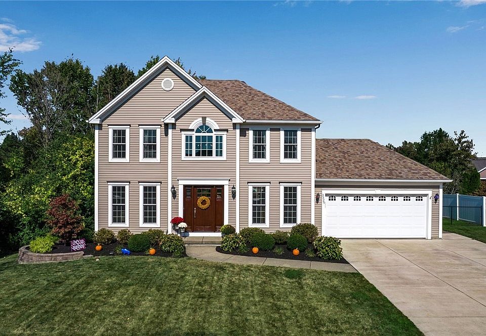 1st image of 3329 Brookfield Ln