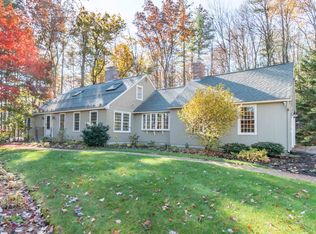 2 Nathan Lord Rd, Amherst, NH 03031