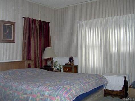 5th image of 1125 N Ditman Ave