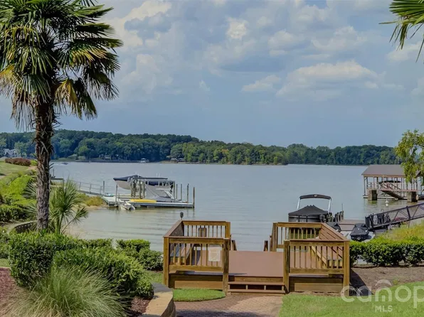 946 Lake Club Dr, Rock Hill, SC 29732