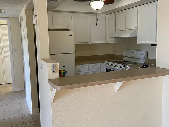 2nd image of 1508 SE Royal Green Cir APT E207