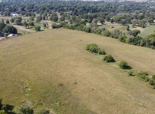 Hazel St, Pella, IA 50219