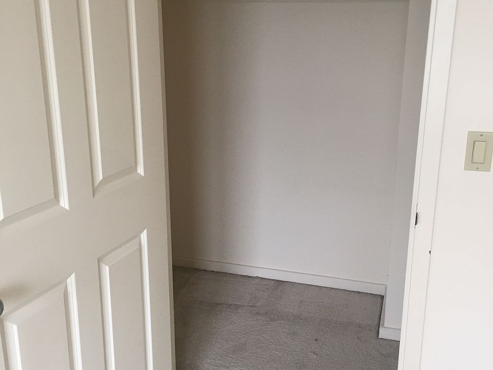 2nd image of 1 Dock St