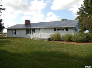 5210 N 900th Rd, Colchester, IL 62326