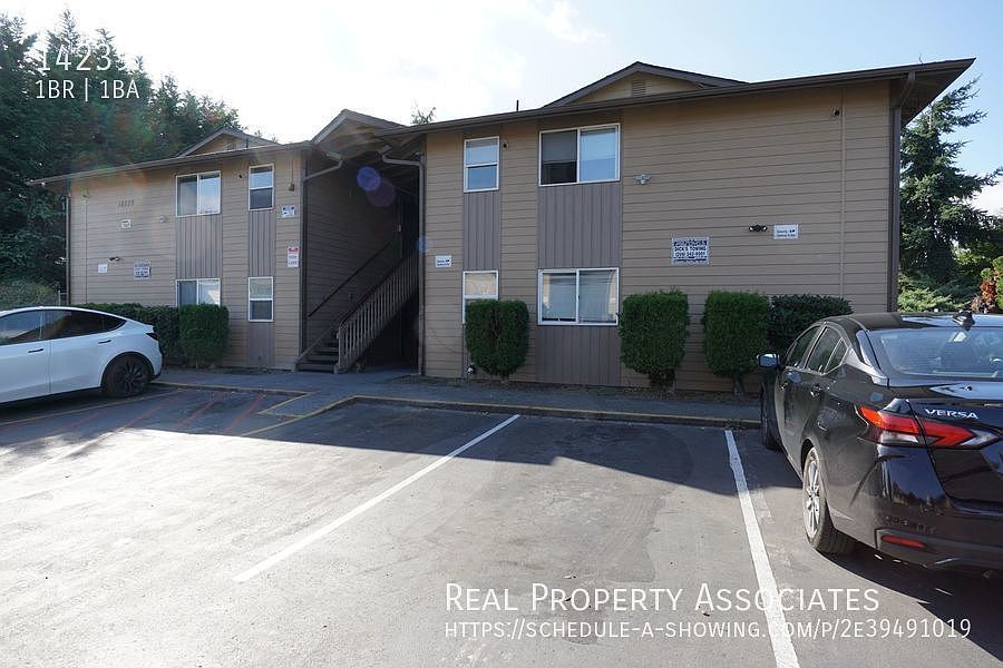 1st image of 14239 34th Ave S #203