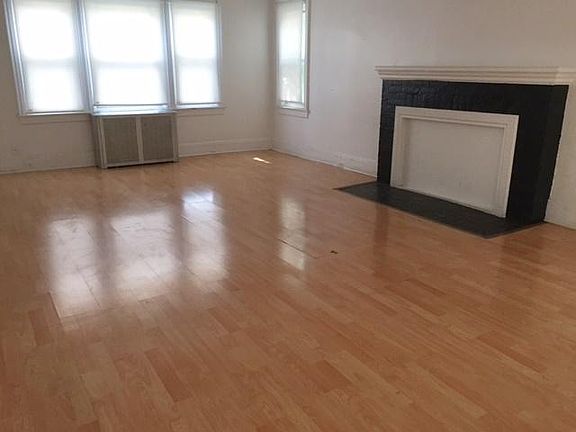 5th image of 14403 Bayside Ave