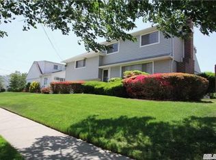 3390 Fulton Ave, Oceanside, NY 11572