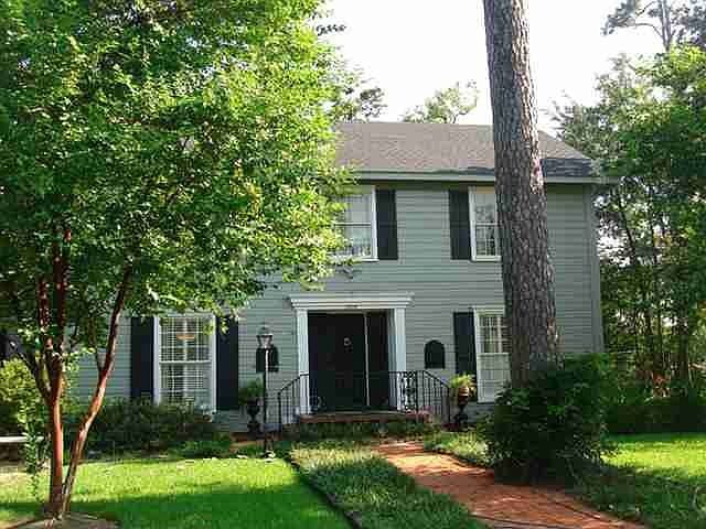 1st image of 2570 Louisiana St