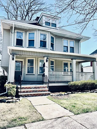 338 Beech St #2 Photo 1