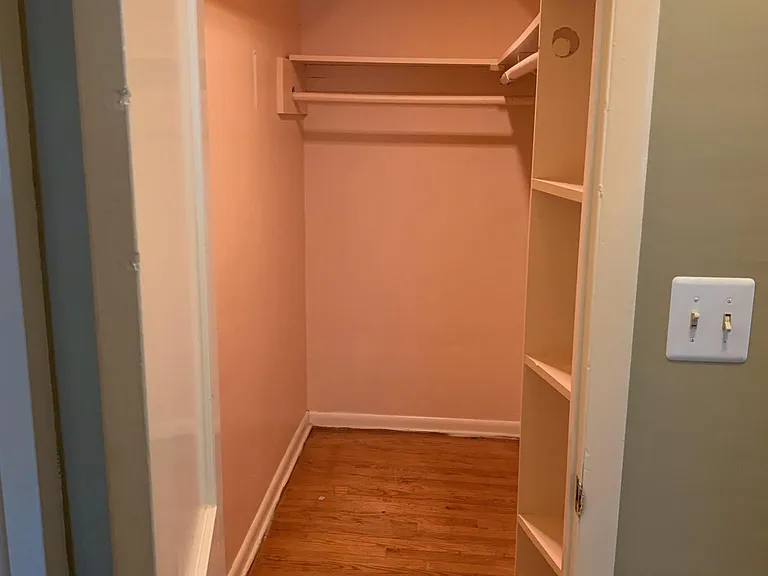 5316 Rolfe Ave — Photo 13