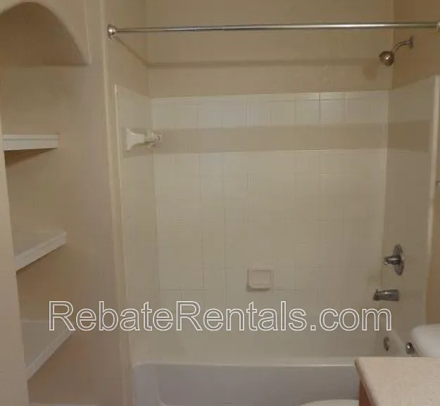 8290 Gate Pkwy #403 — Photo 9