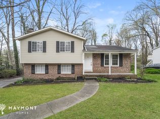 8448 Huntdale Ct, Charlotte, NC 28212