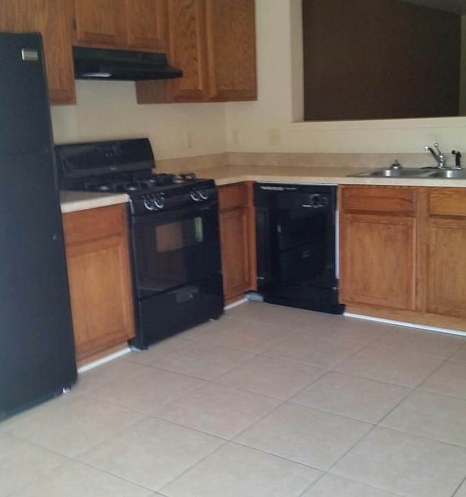 2nd image of 286 Apple Valley Dr