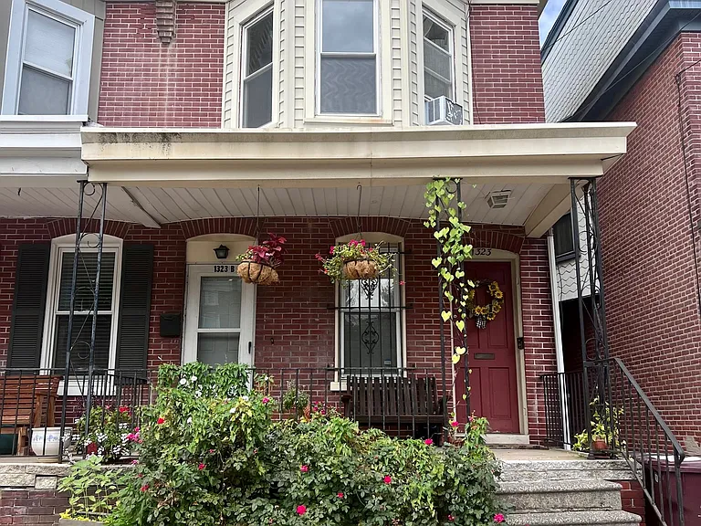 1323 N Dupont St #B — Photo 18
