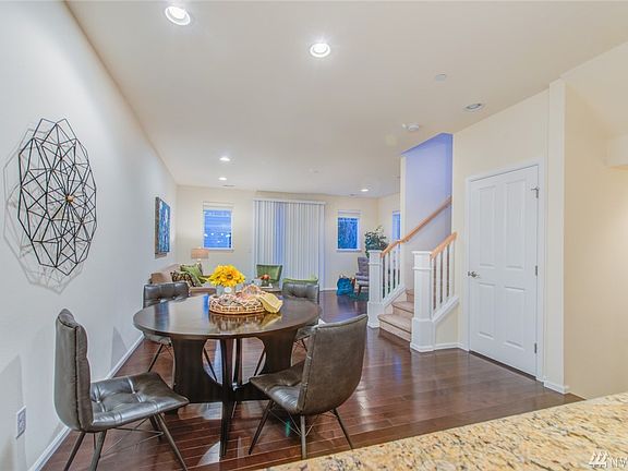 5th image of 107 118th Ave SE APT 1