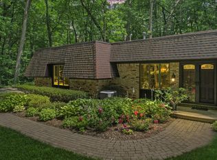 7241 S Green Hills Dr, Saline, MI 48176