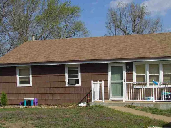 521 Mississippi Dr, Festus, MO 63028