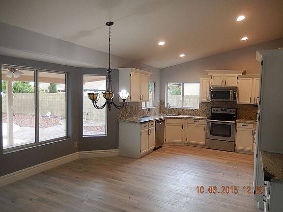 4th image of 17420 N 86th Ave